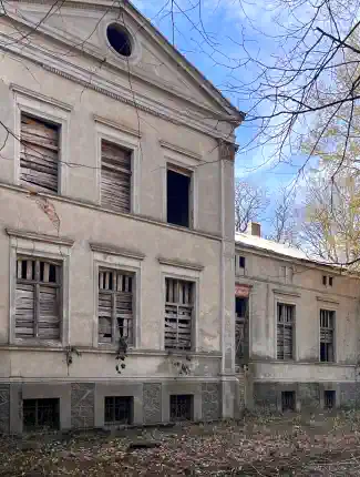 Manoir en Poméranie occidentale près de la mer Baltique
