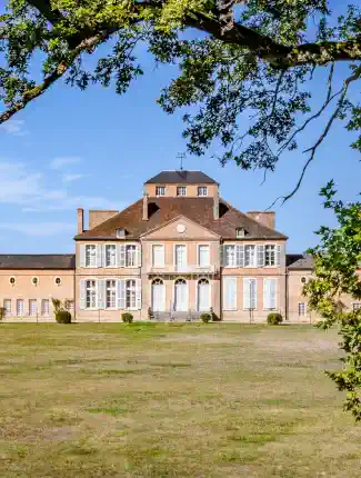 Pavillon de chasse d'époque Louis XV - Architecture classique - Décors Rocaille et Empire, Nevers, Bourgogne-Franche-Comté