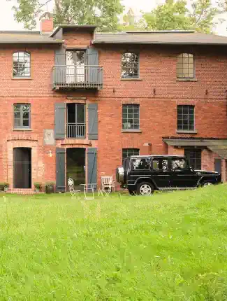 Ancienne minoterie classée rénovée dans le nord de l’Allemagne, près de Hambourg