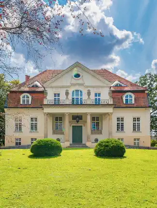 Manoir de style néoclassique dans la région de Warmie-Poméranie – 25 ha